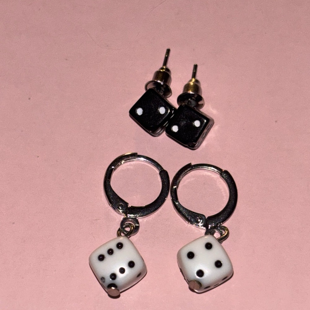 Black and White Dice Earrings Set
